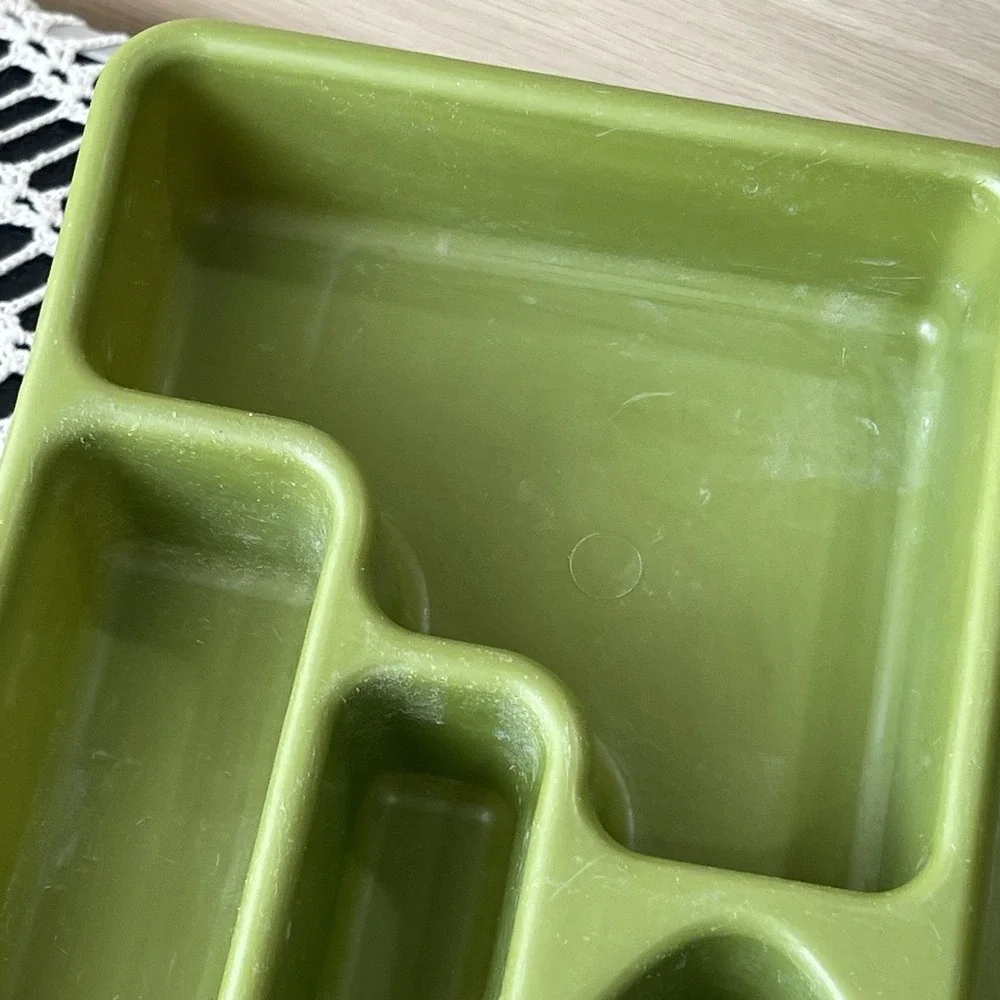 Vintage Rubbermaid Silverware Flatware Utensil Holder Tray 2921 Avocado Green